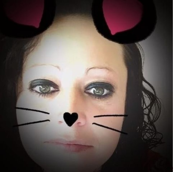 Meet your Posher, Amber - Picture 1 of 1